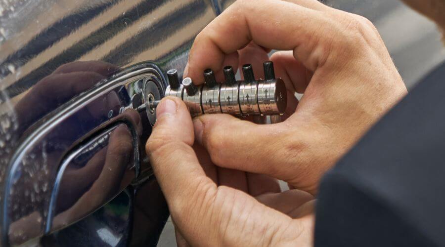 Expert top industrial roofings services in Saline, MI